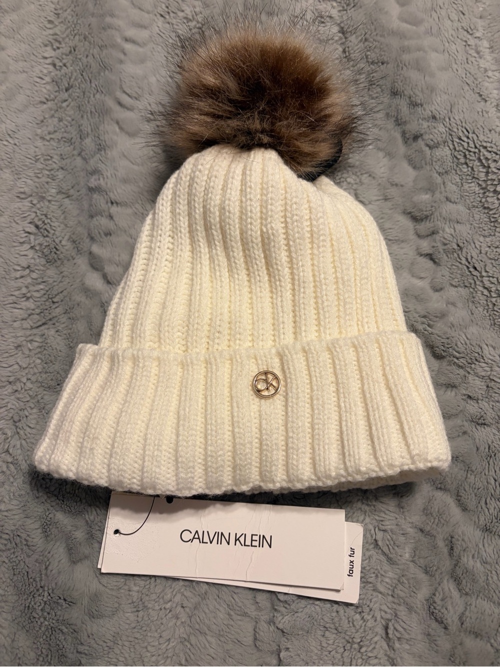 Calvin Klein White Ribbed Beanie with Brown Faux-Fur Pom